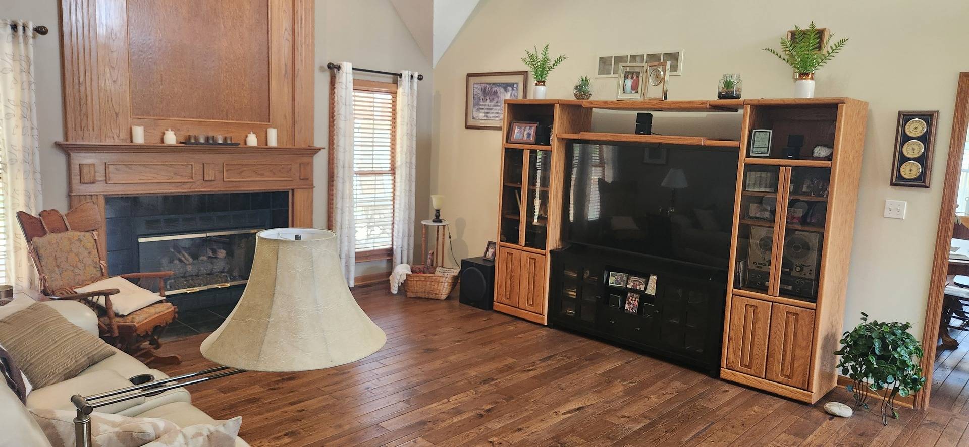 1609 Lorraine DR, Sandwich, IL 60548