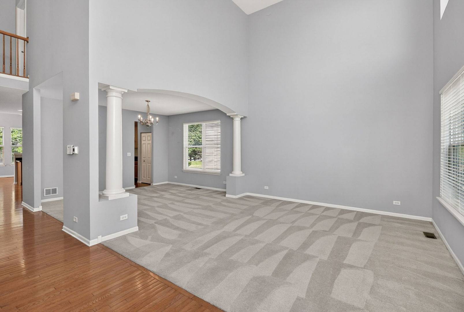 607 Mansfield WAY, Oswego, IL 60543