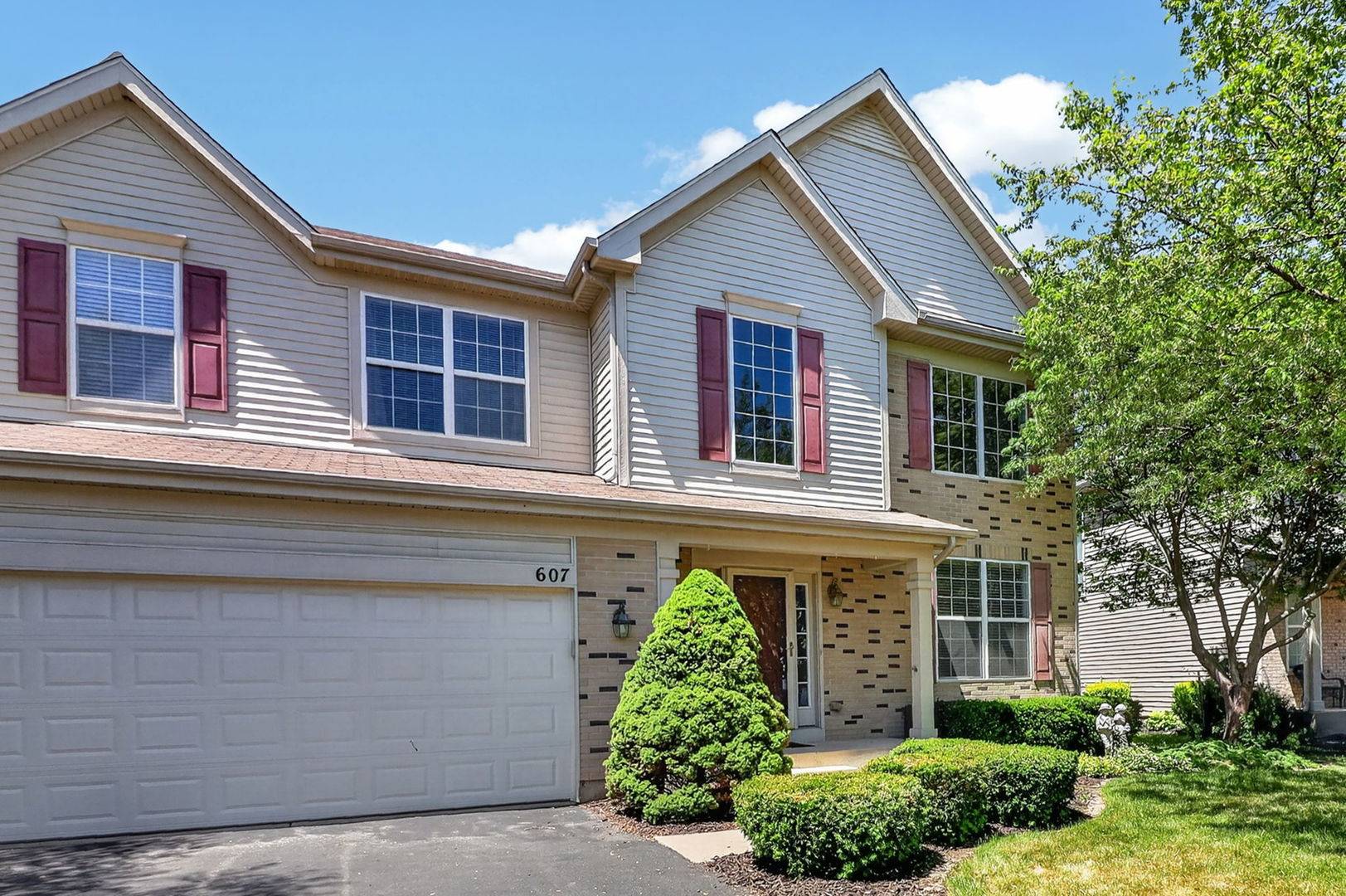 607 Mansfield WAY, Oswego, IL 60543