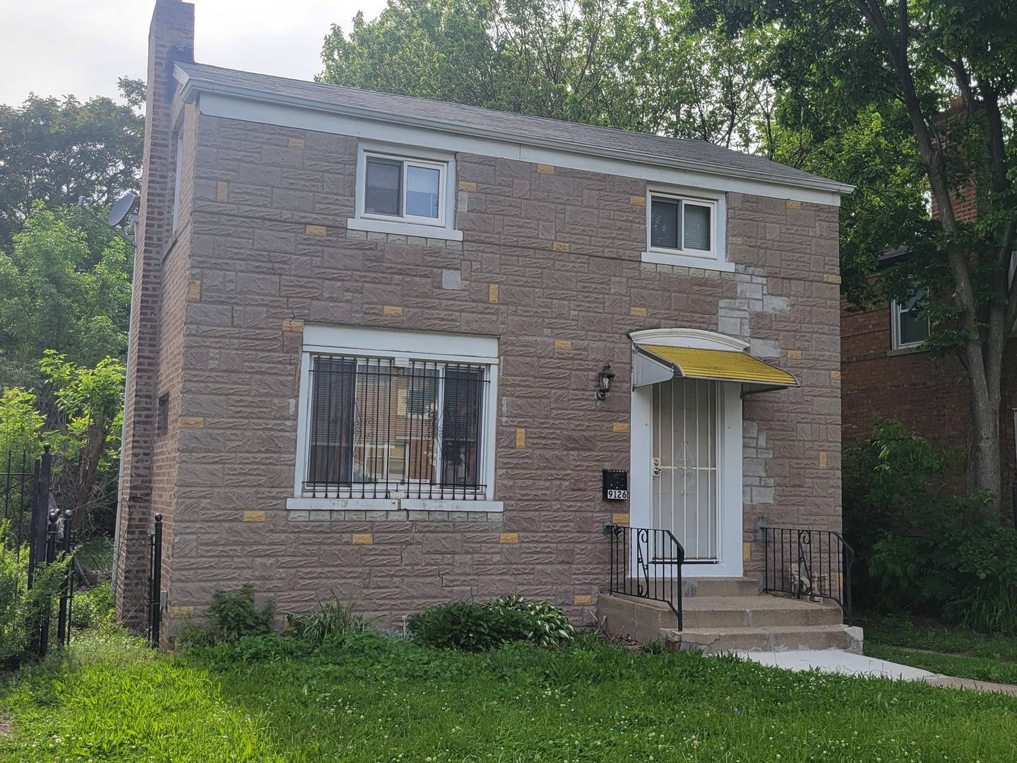 9126 S Perry AVE, Chicago, IL 60620