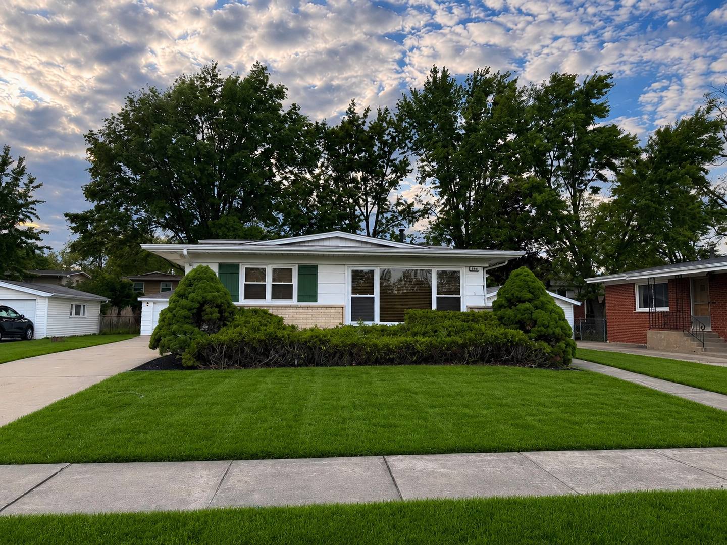 244 N Park DR, Glenwood, IL 60425