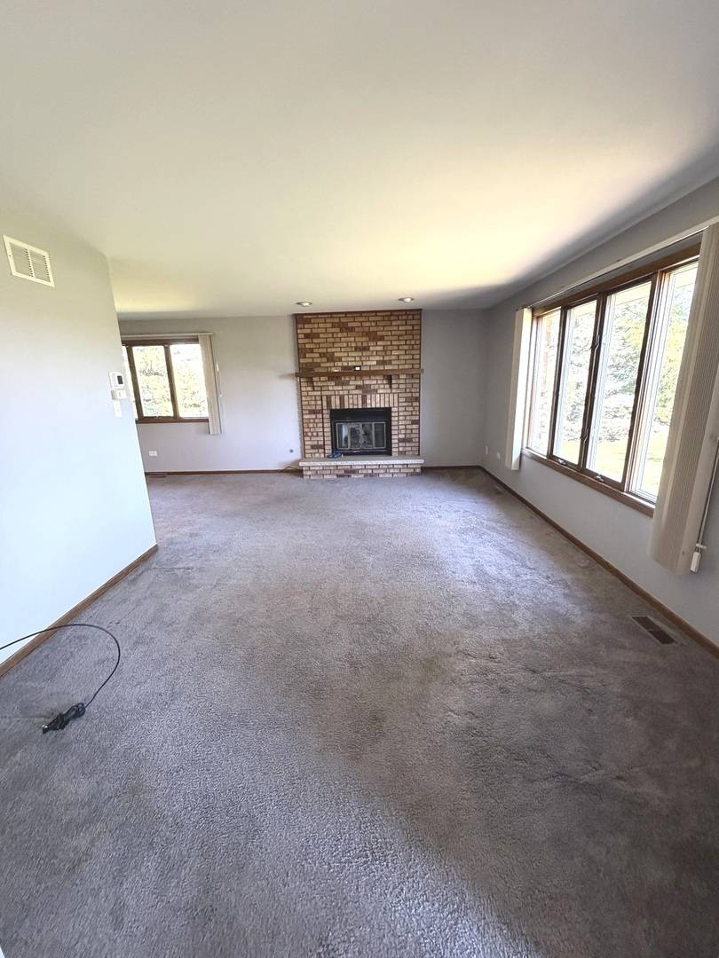 7554 W Willowood CT, Orland Park, IL 60462