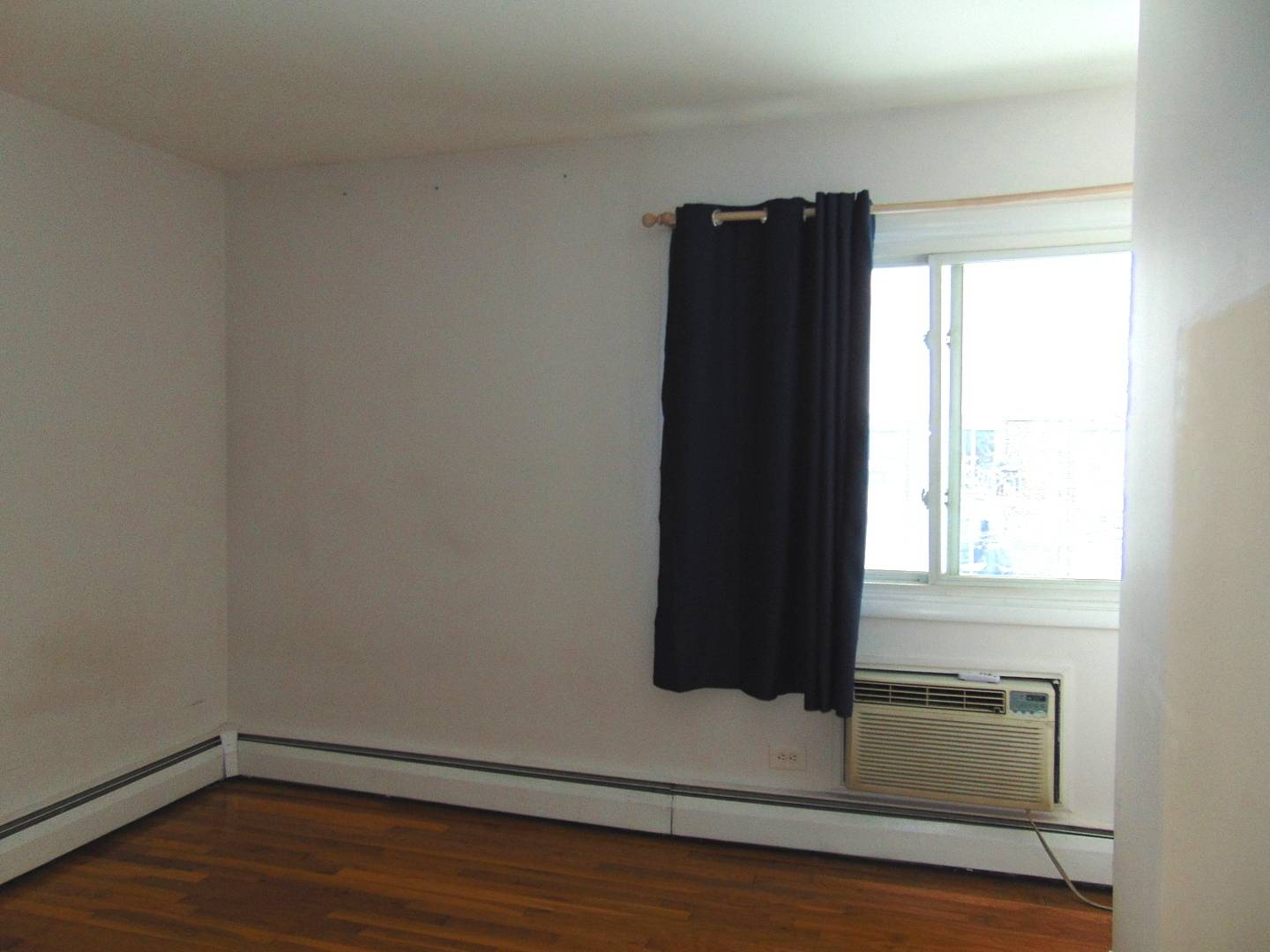 9588 N Terrace PL #208H, Des Plaines, IL 60016