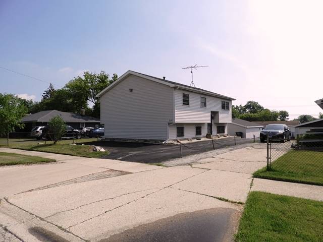 2125 Wright AVE, North Chicago, IL 60064