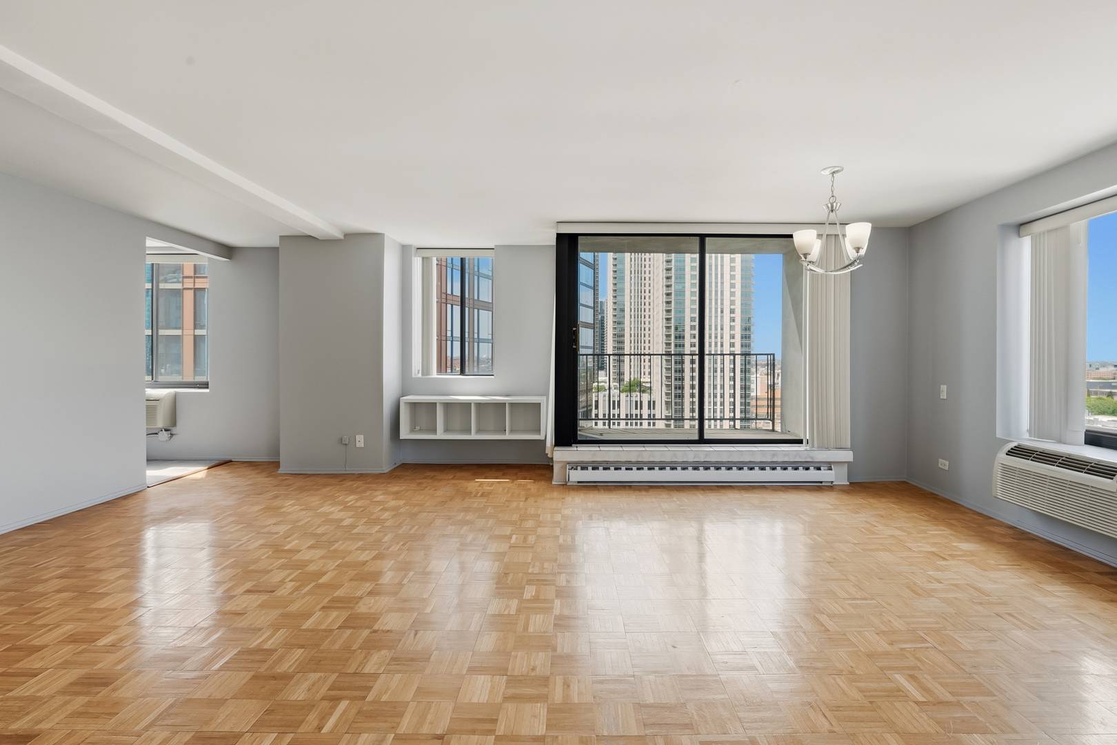 345 N Canal ST #1204, Chicago, IL 60606