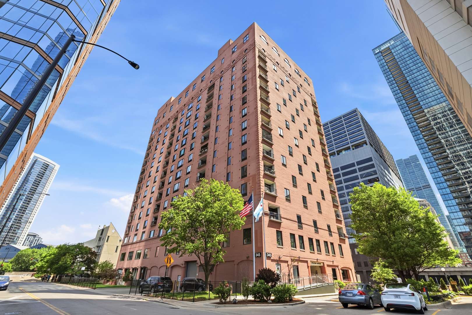 345 N Canal ST #1204, Chicago, IL 60606