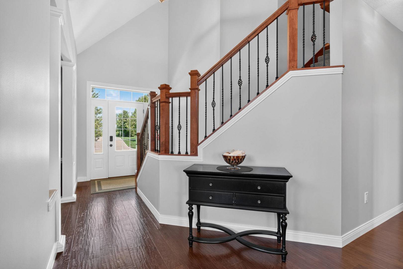 2199 E Lomar ST, Eldridge, IA 52748