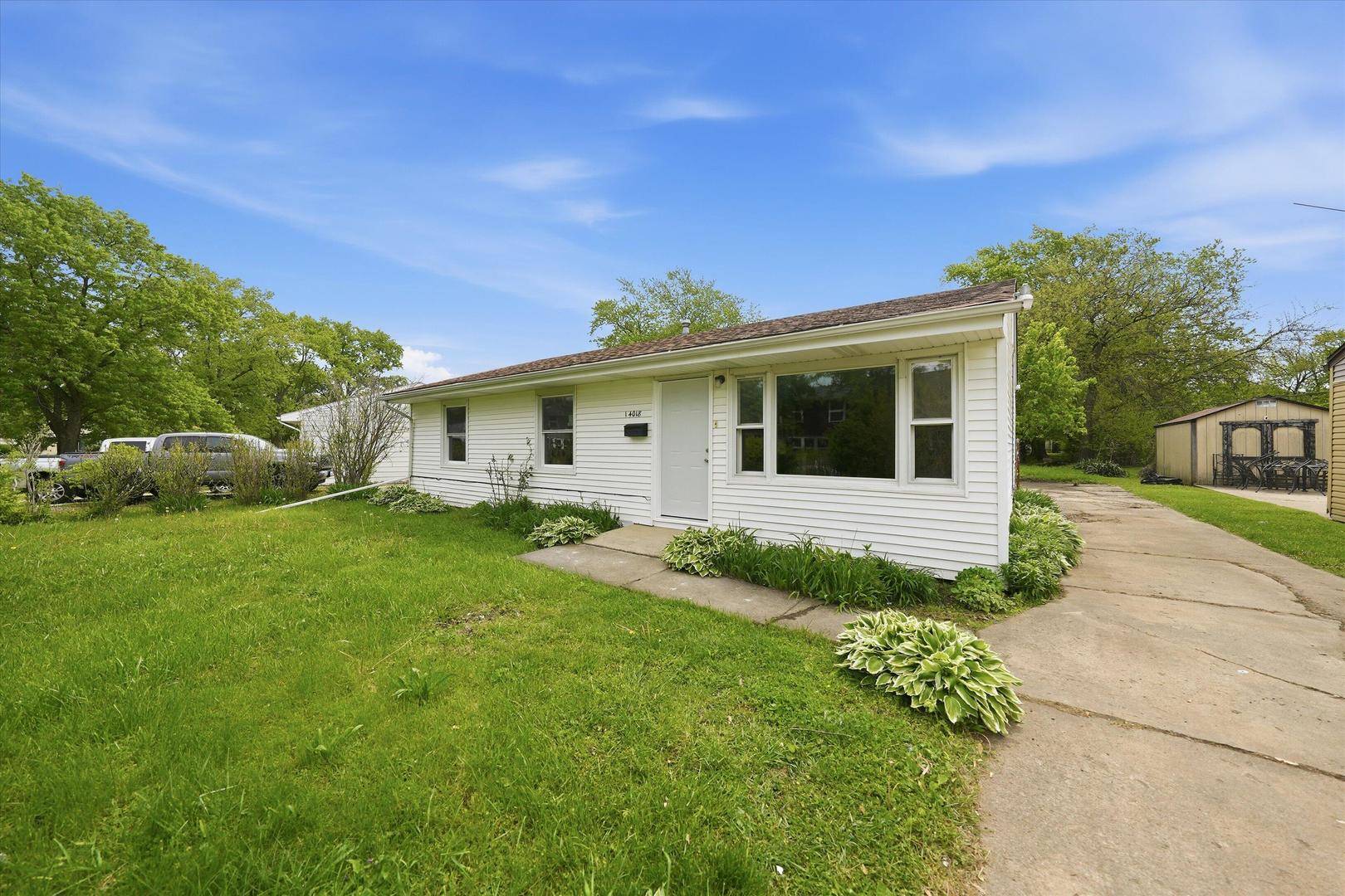 14018 S Finley AVE, Robbins, IL 60472