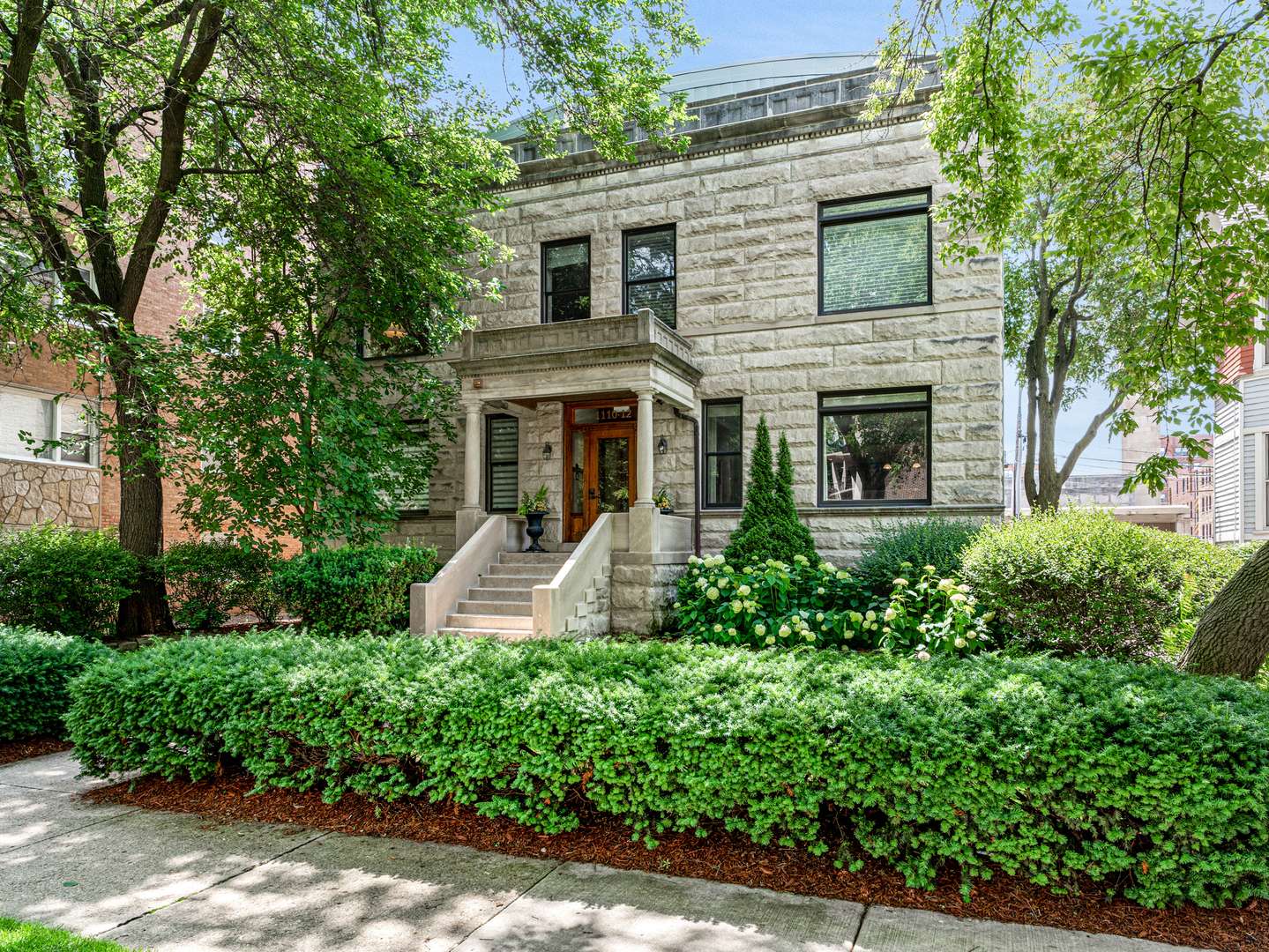 1112 Church ST #1W, Evanston, IL 60201