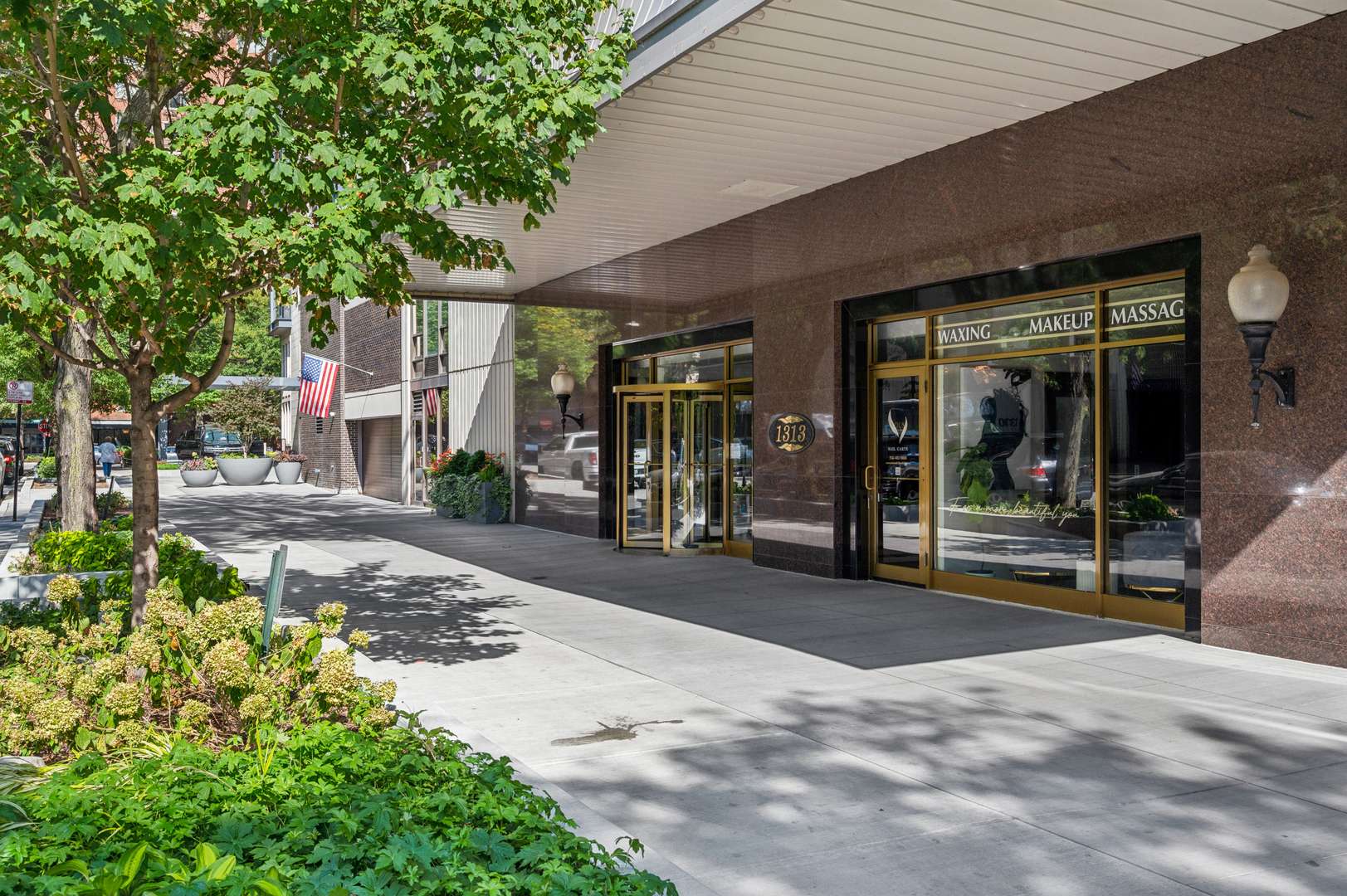 1313 N Ritchie CT #2701, Chicago, IL 60610