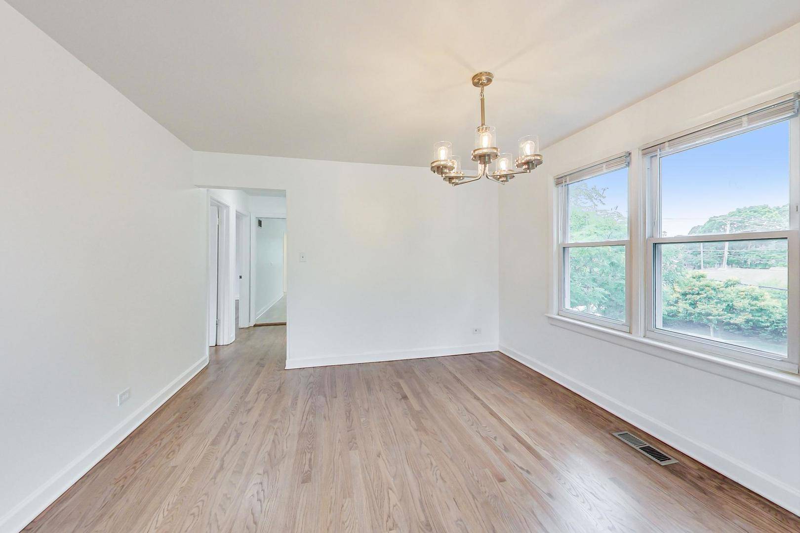 3333 Church ST #2, Evanston, IL 60203