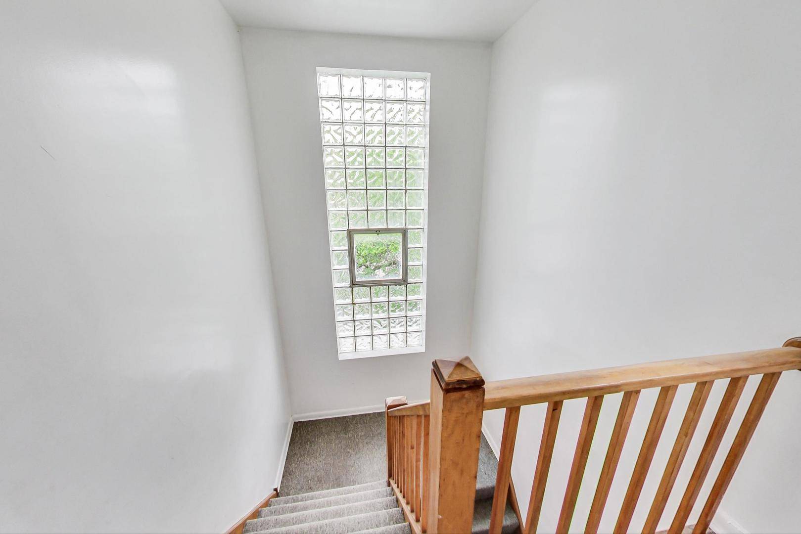 3333 Church ST #2, Evanston, IL 60203