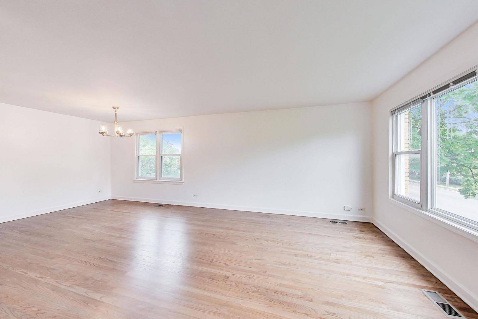3333 Church ST #2, Evanston, IL 60203