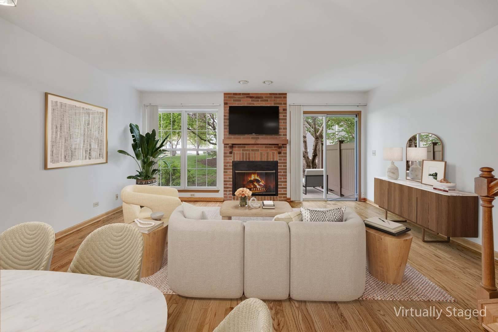 942 Little Falls CT, Elk Grove Village, IL 60007