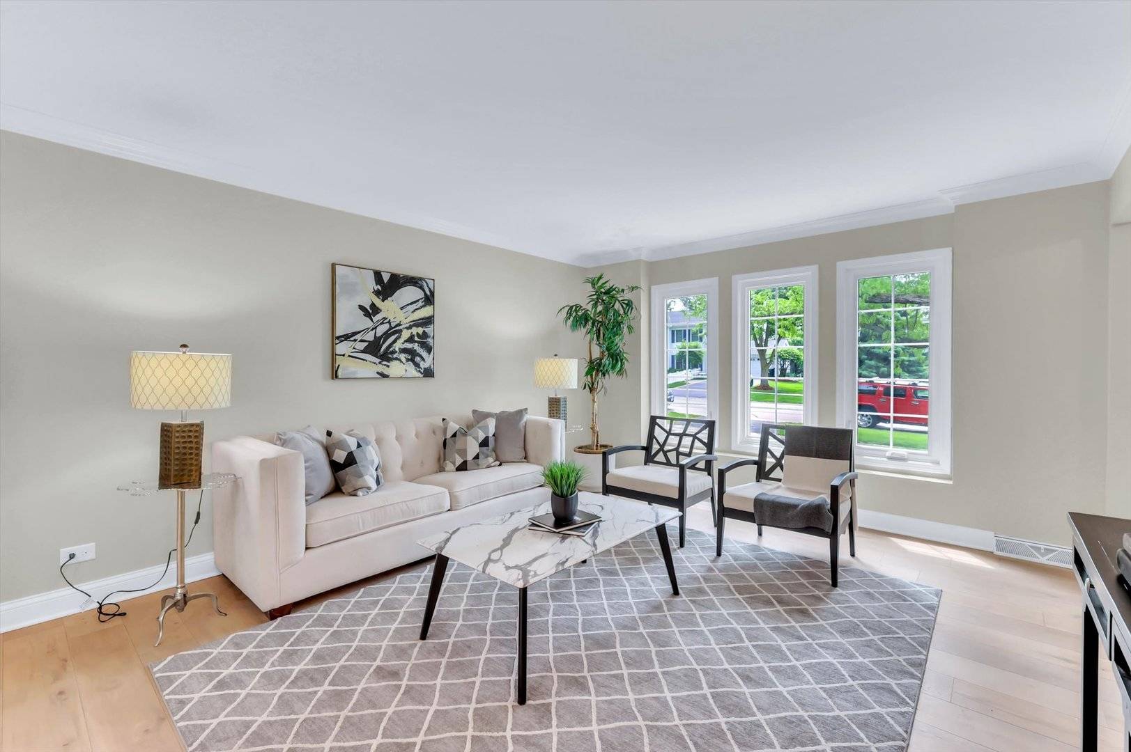 967 W Bauer RD, Naperville, IL 60563