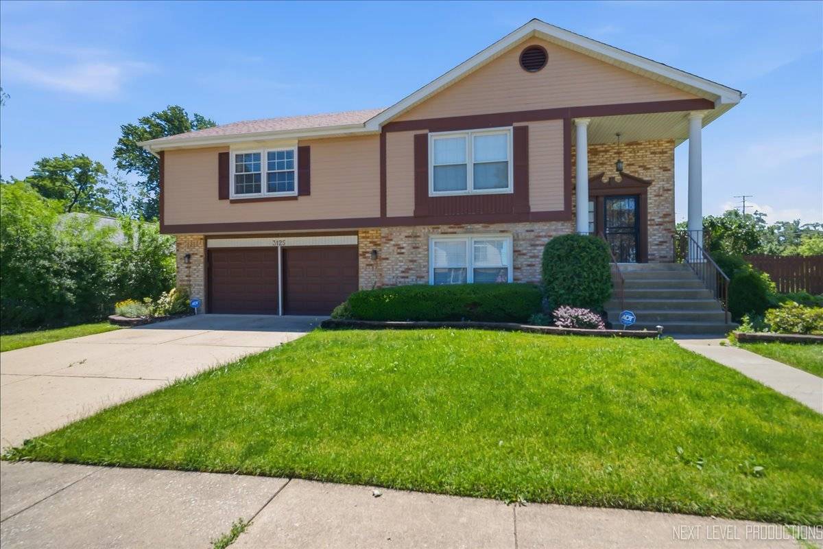 3125 Shagbark LN, Hazel Crest, IL 60429