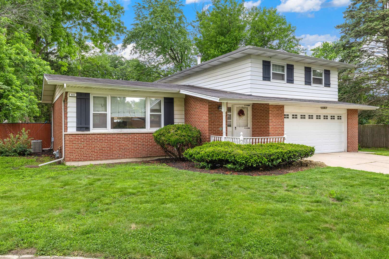 804 W Manor CT, Glenwood, IL 60425