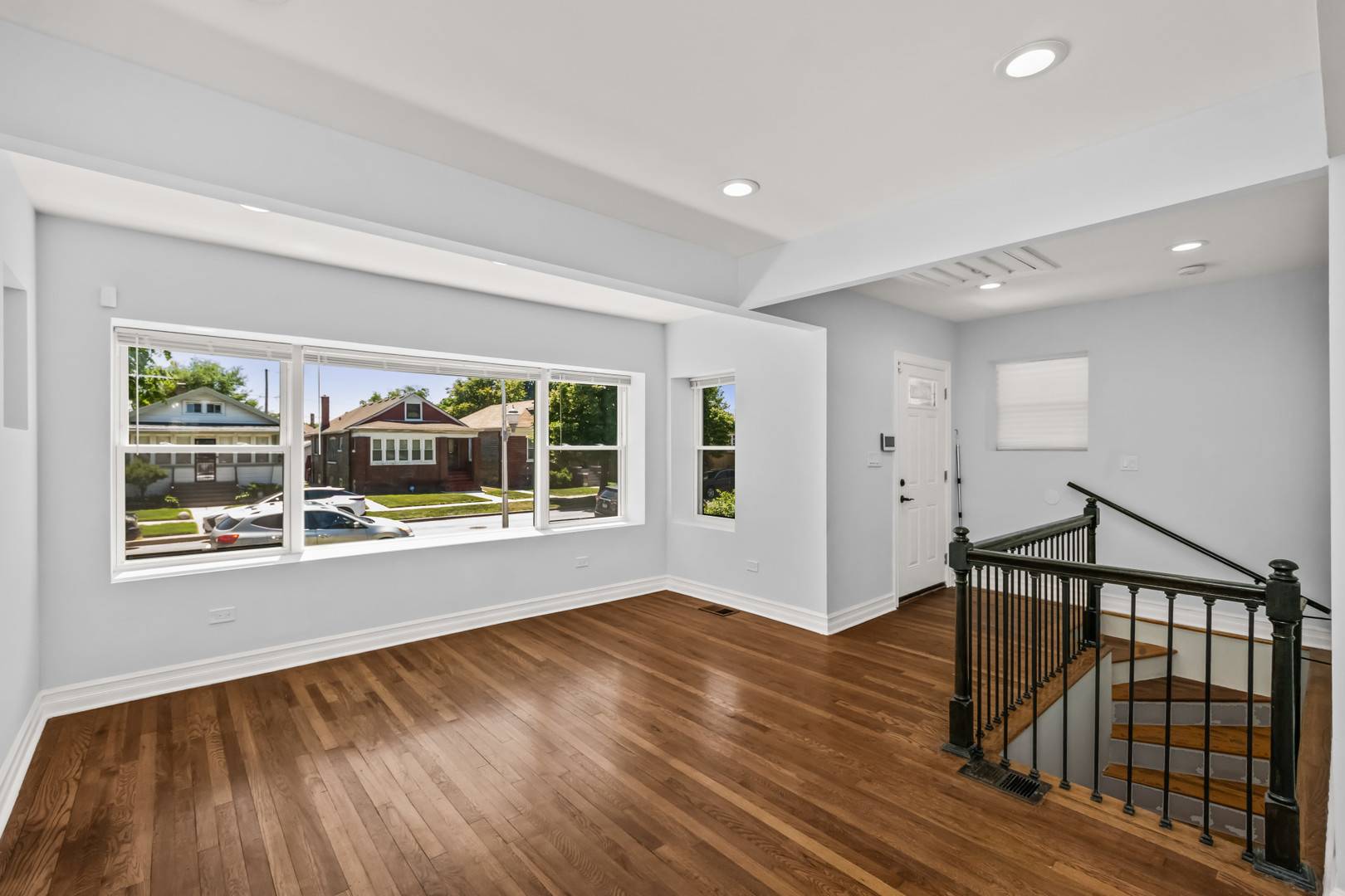 1732 E 83rd PL, Chicago, IL 60617