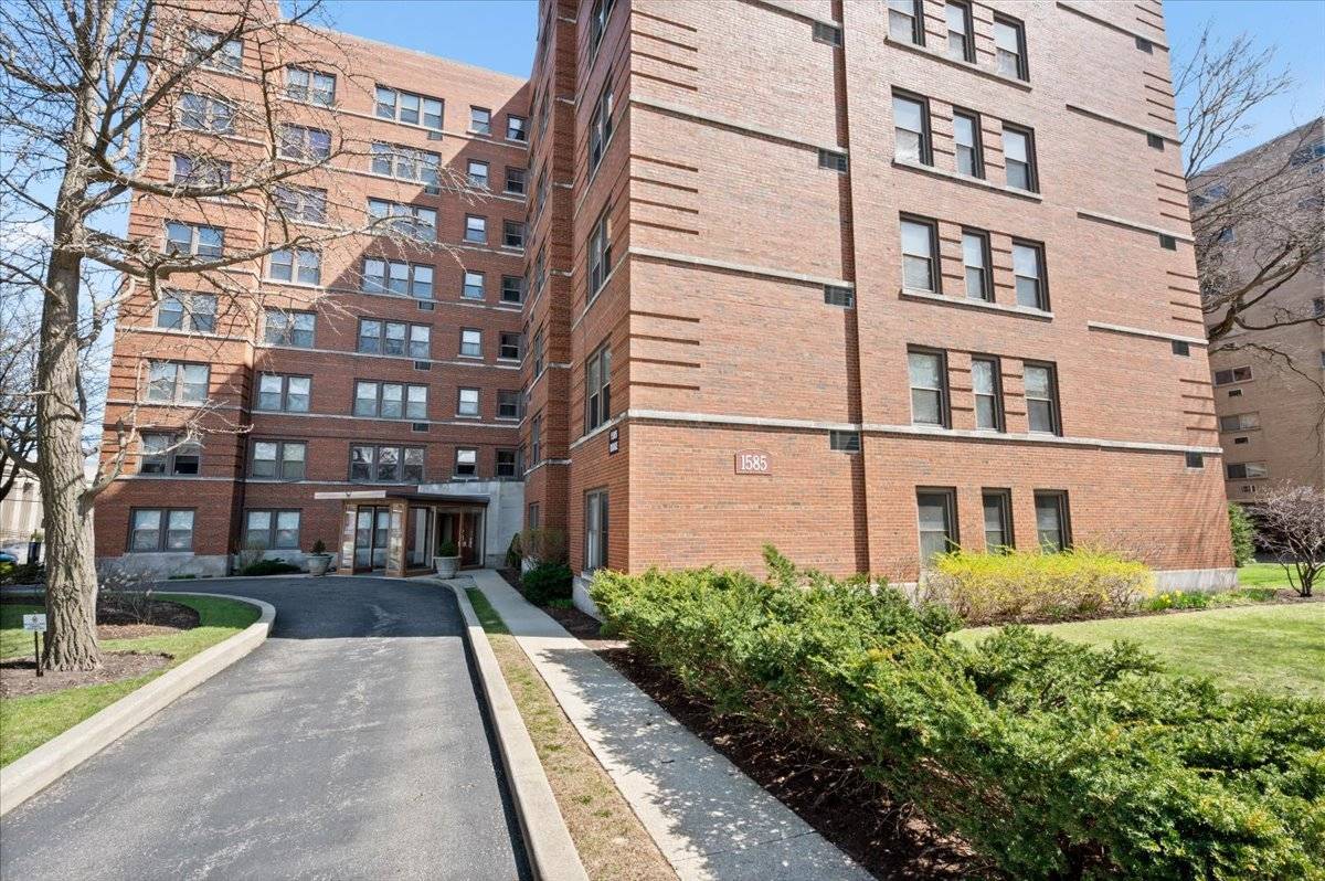 1585 Ridge AVE #705, Evanston, IL 60201