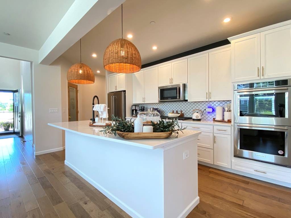 1275 Josiah RD, Naperville, IL 60563