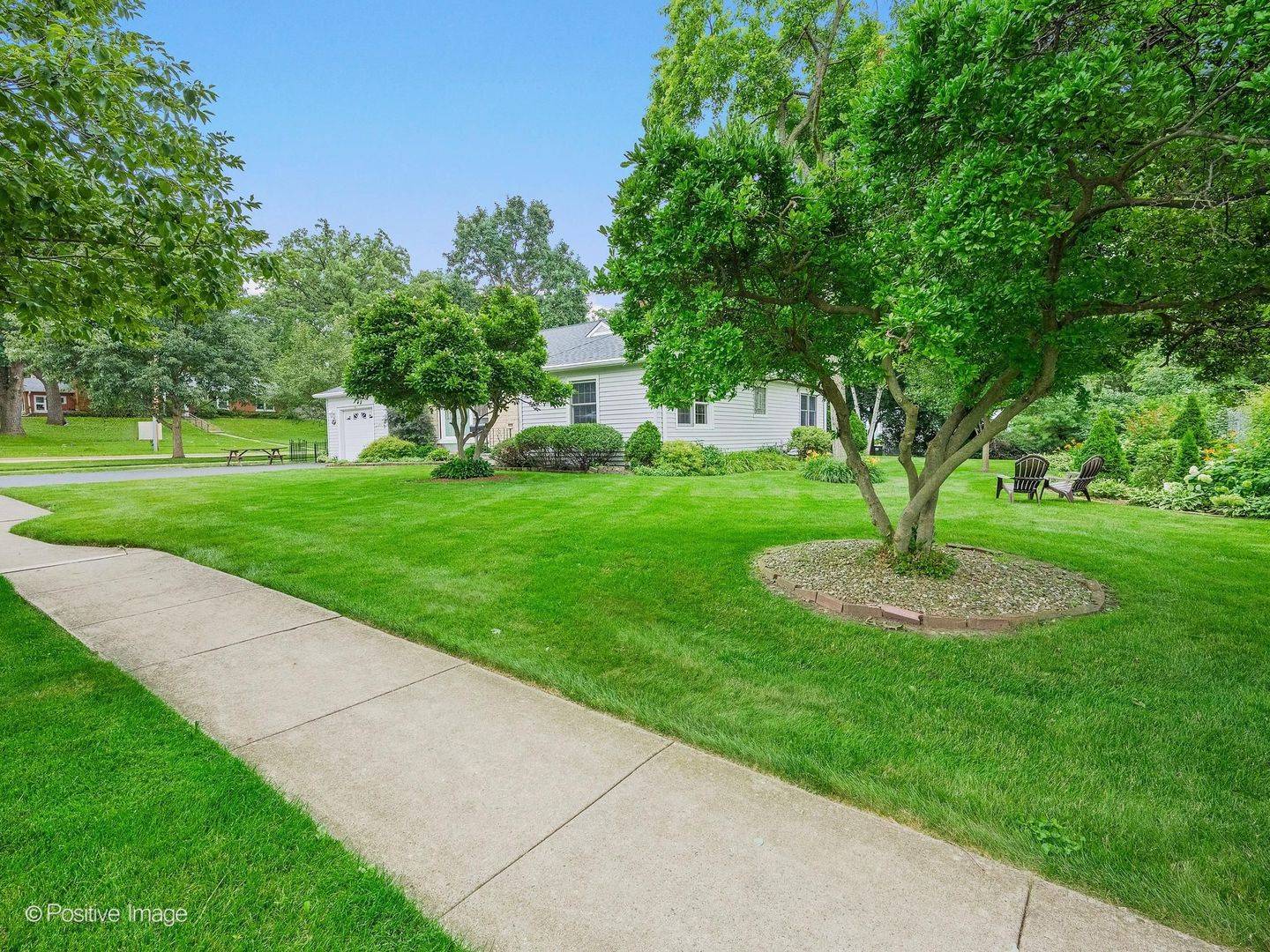 449 Arbor AVE, West Chicago, IL 60185