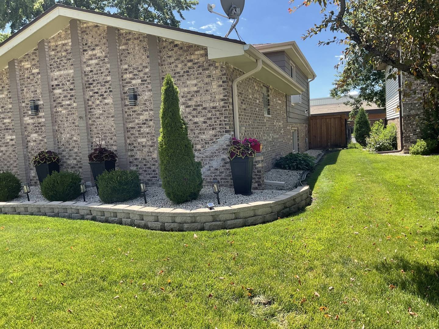 246 S Ingleside AVE, Glenwood, IL 60425
