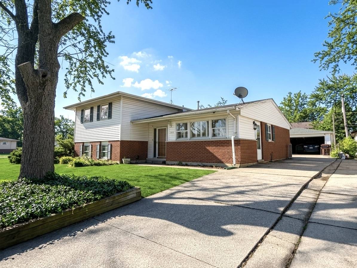 126 Indiana ST, Park Forest, IL 60466