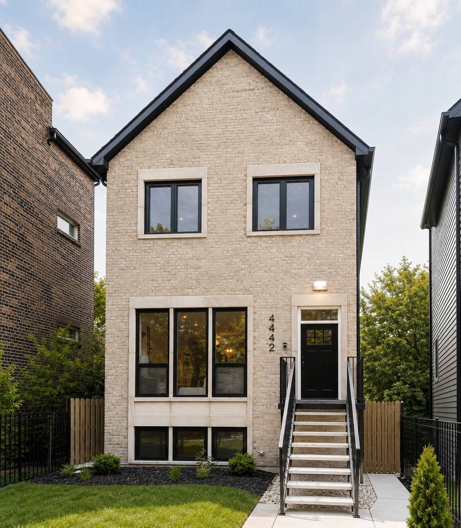 4444 N Greenview AVE, Chicago, IL 60640