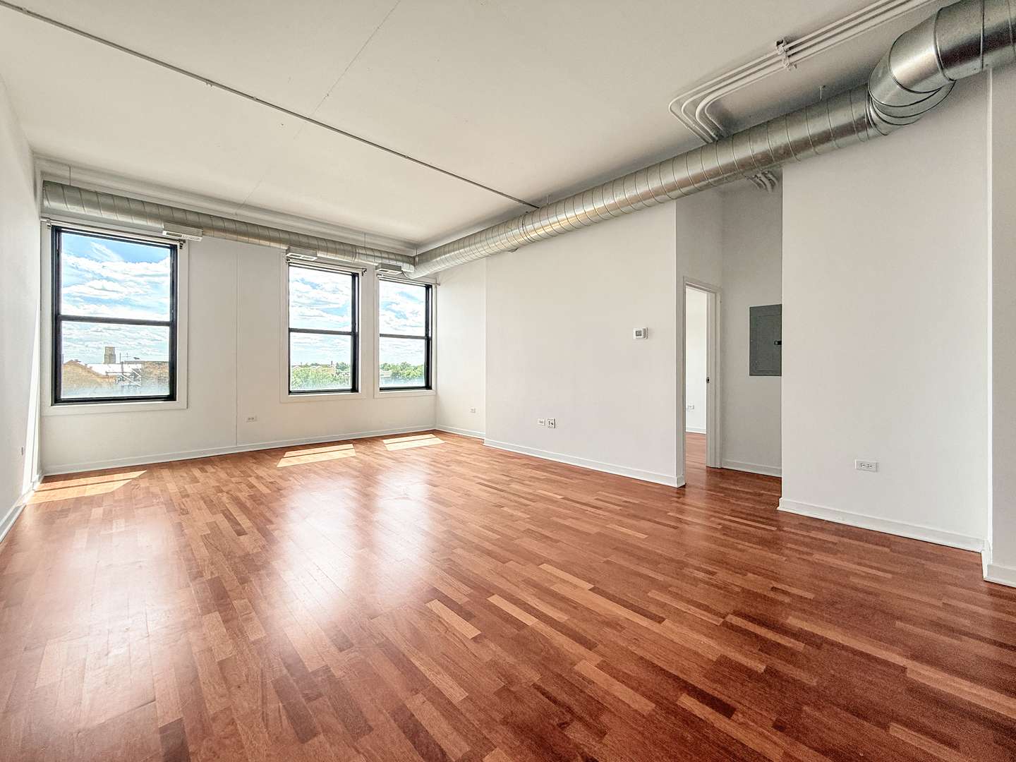 4015 N Milwaukee AVE #410, Chicago, IL 60641