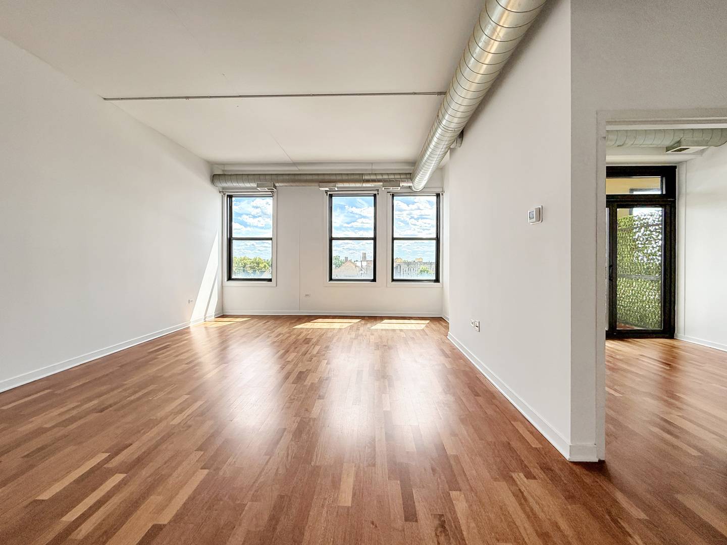 4015 N Milwaukee AVE #410, Chicago, IL 60641