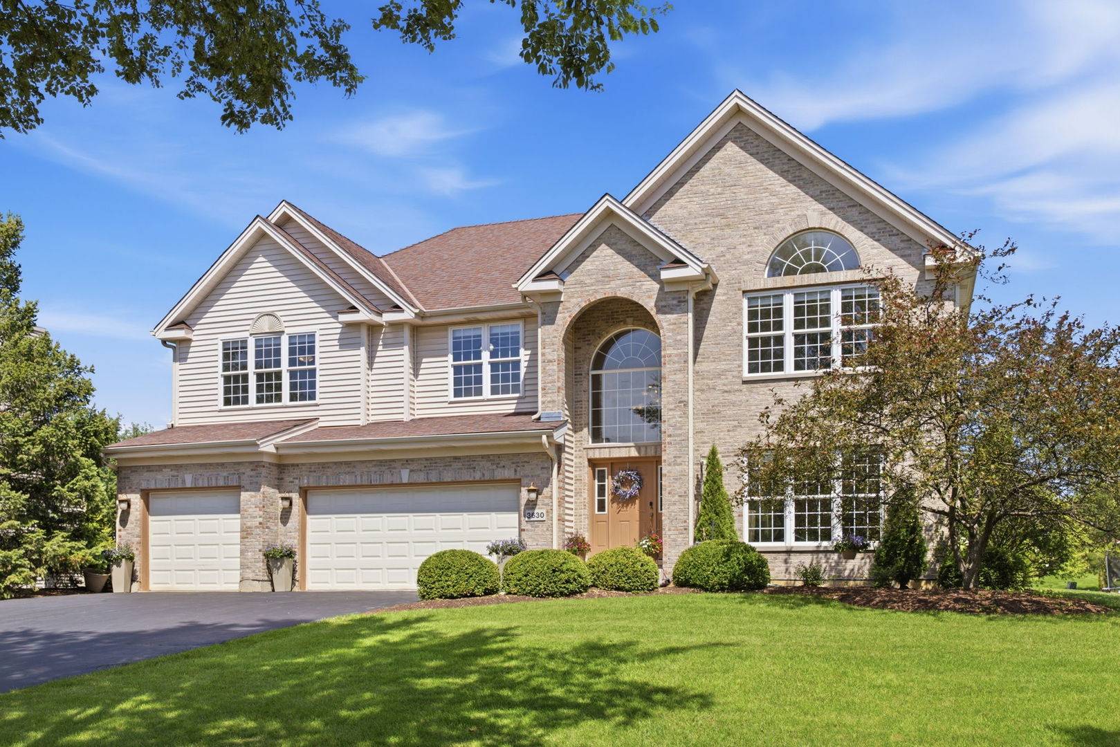 3630 White Deer DR, Algonquin, IL 60102