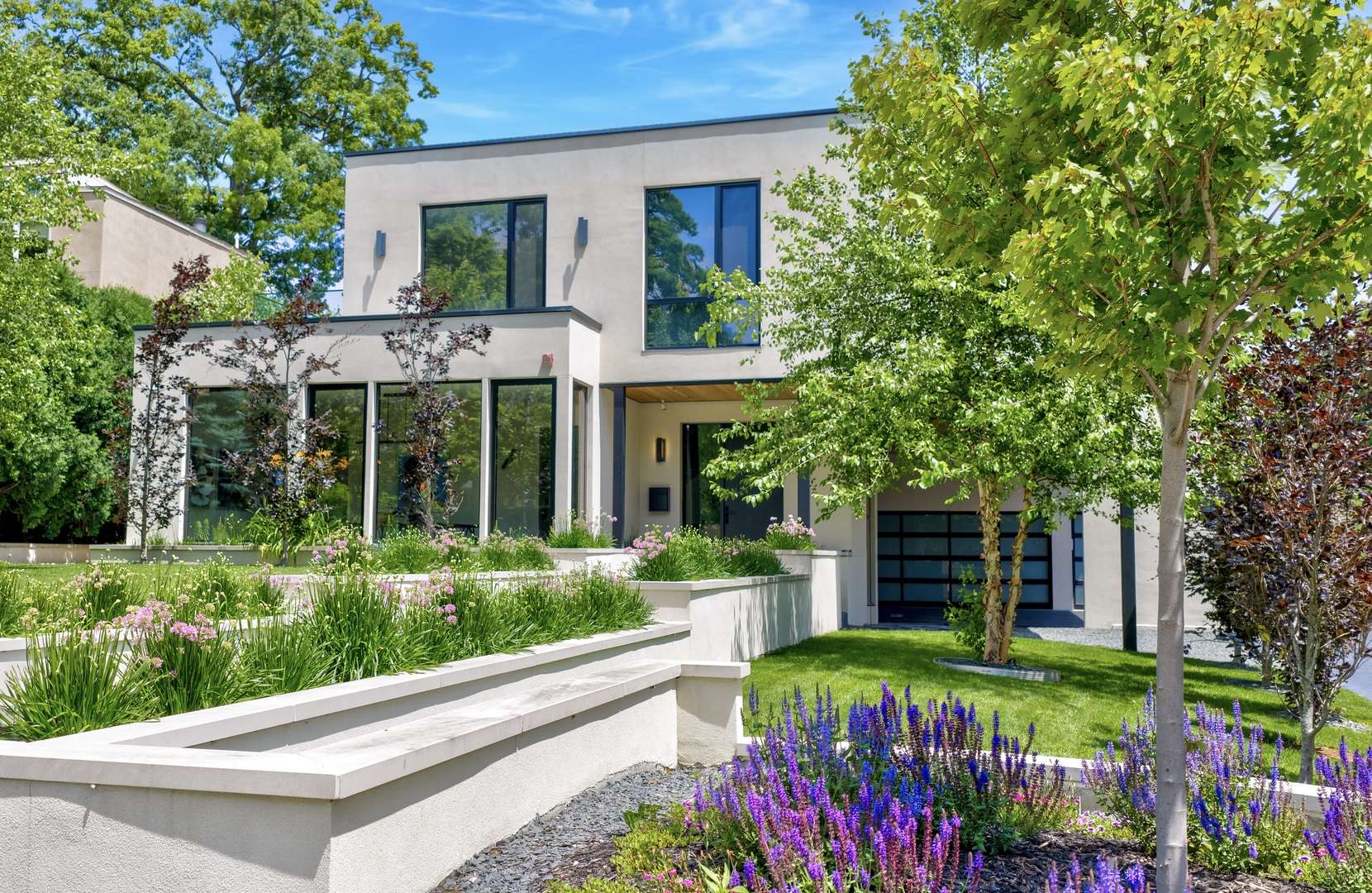 921 Sheridan RD, Glencoe, IL 60022