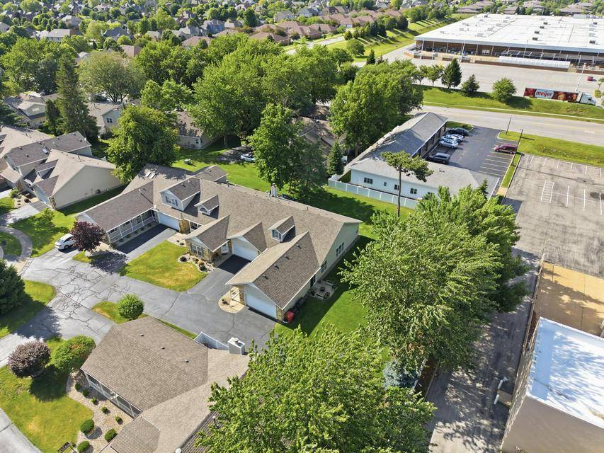 2267 WHISPERING OAKS CT, Highland, IN 46322