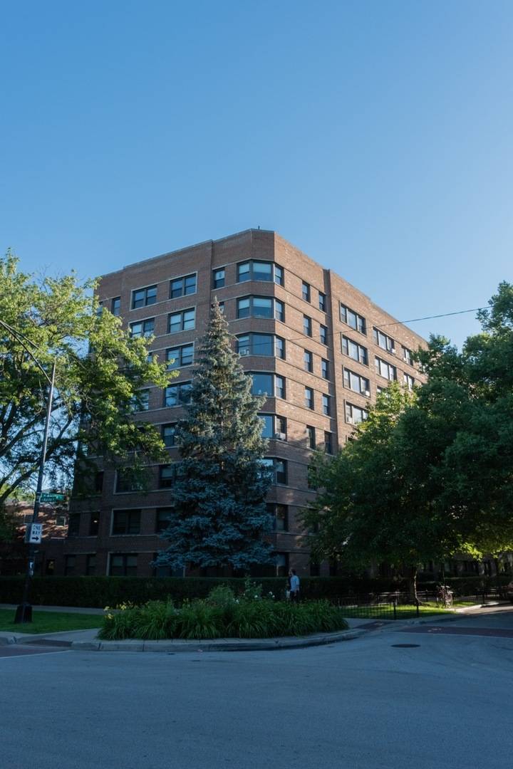 4880 N Marine DR #304, Chicago, IL 60640