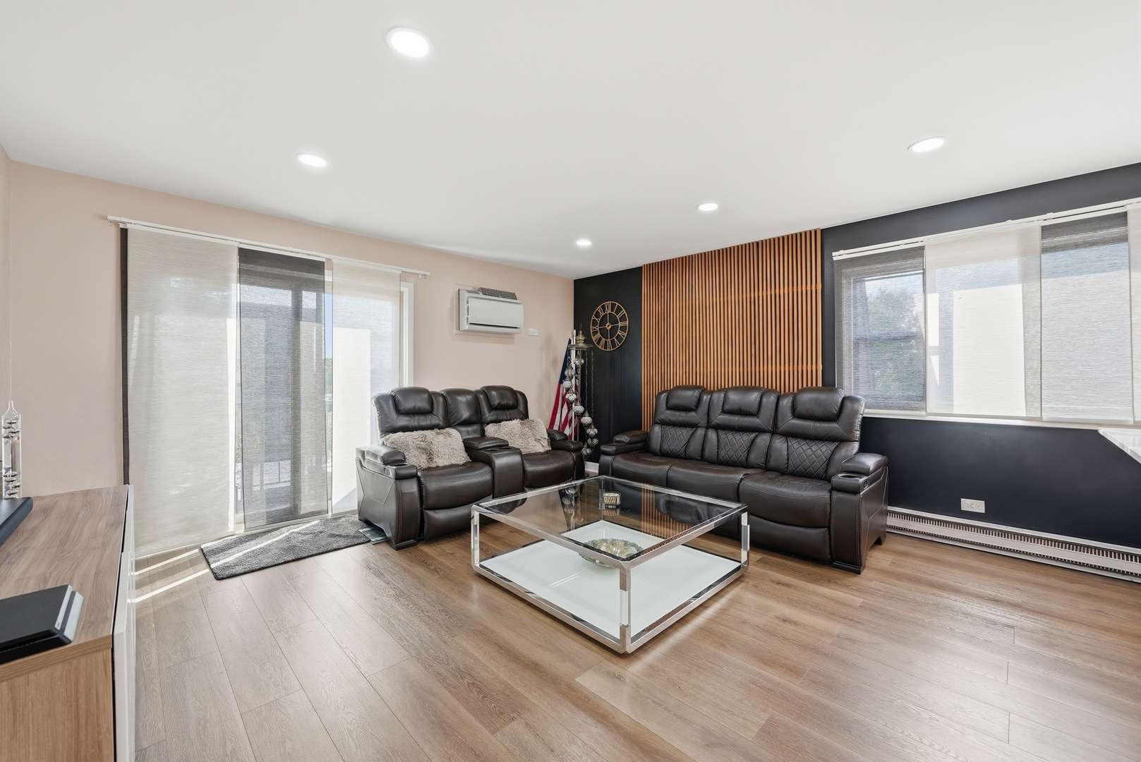 6233 N NIAGARA AVE #4A, Chicago, IL 60631