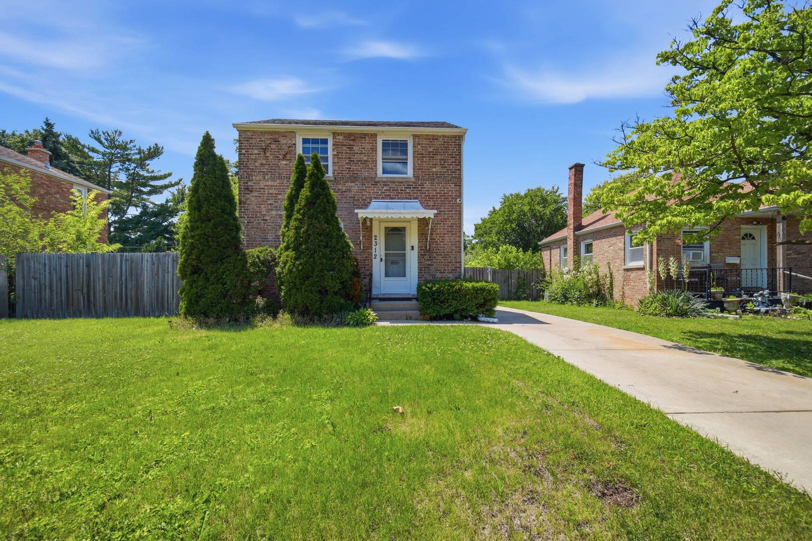 2312 S 14th AVE, Broadview, IL 60155