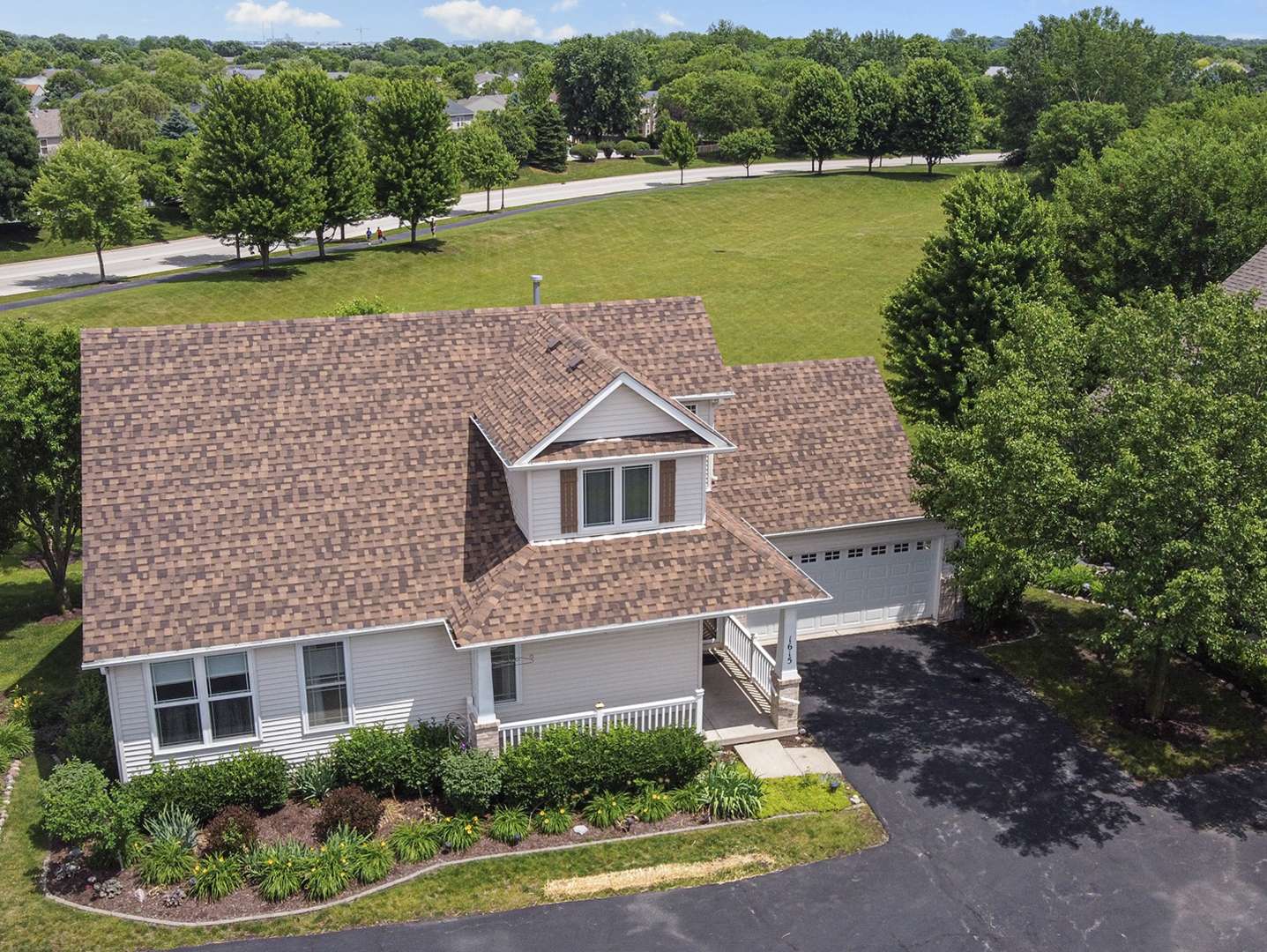 1615 Augusta LN, Shorewood, IL 60404