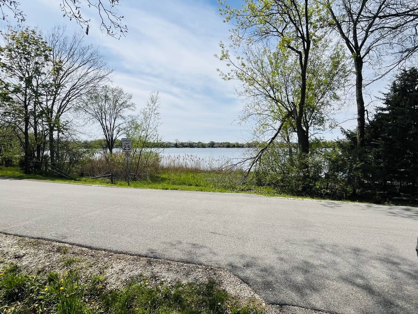 34871 N LAKE SHORE DR, Lake Villa, IL 60046