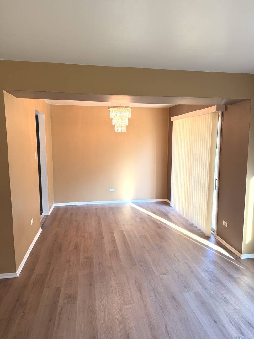 820 Sandra DR #2C, University Park, IL 60484