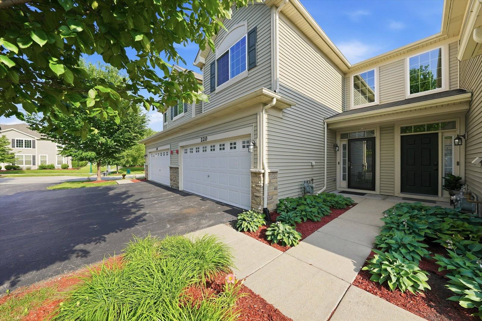 220 OWEN ST, Matteson, IL 60443