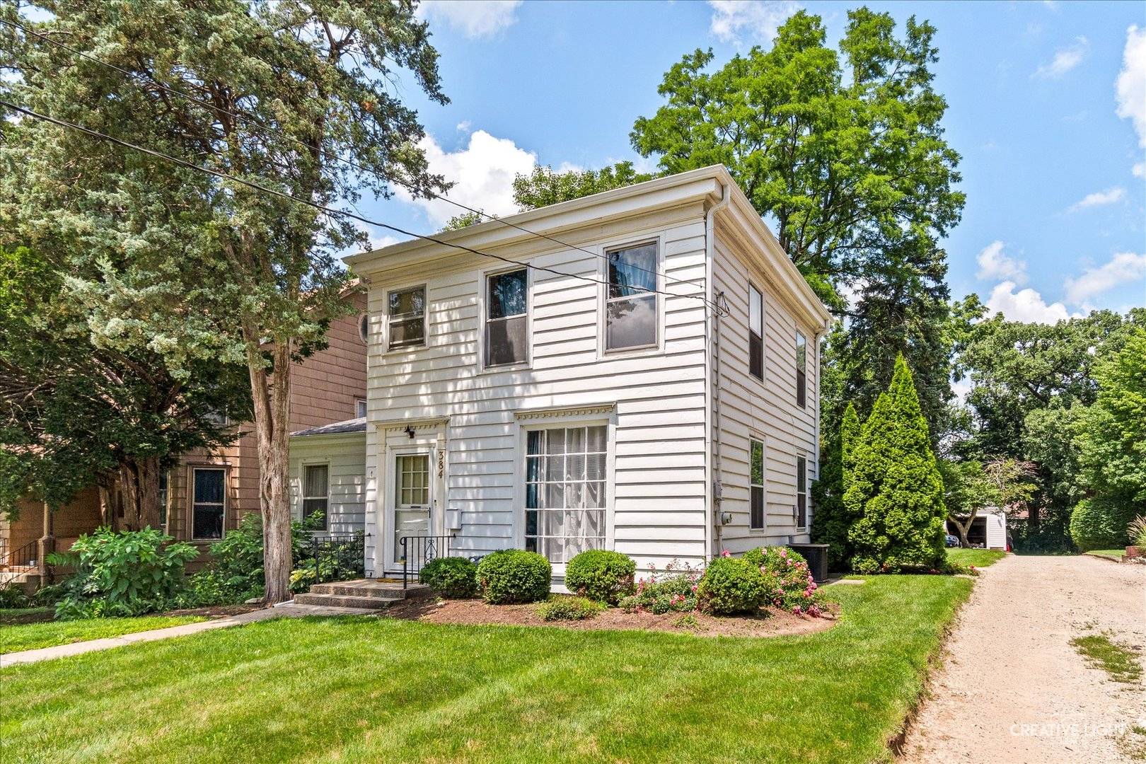 384 E Chicago ST, Elgin, IL 60120