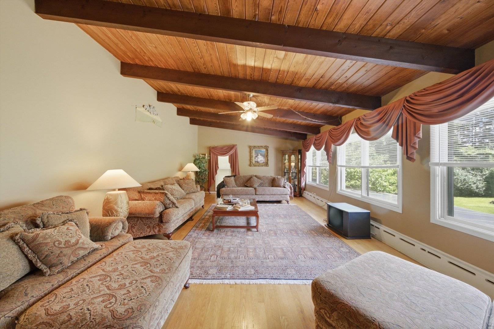 15287 W Apple Orchard LN, Lincolnshire, IL 60069