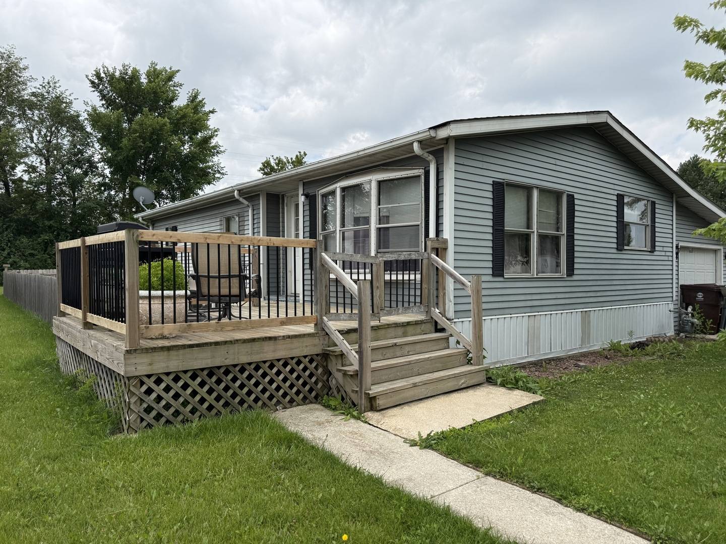 609 TANGLEWOOD RD, Matteson, IL 60443