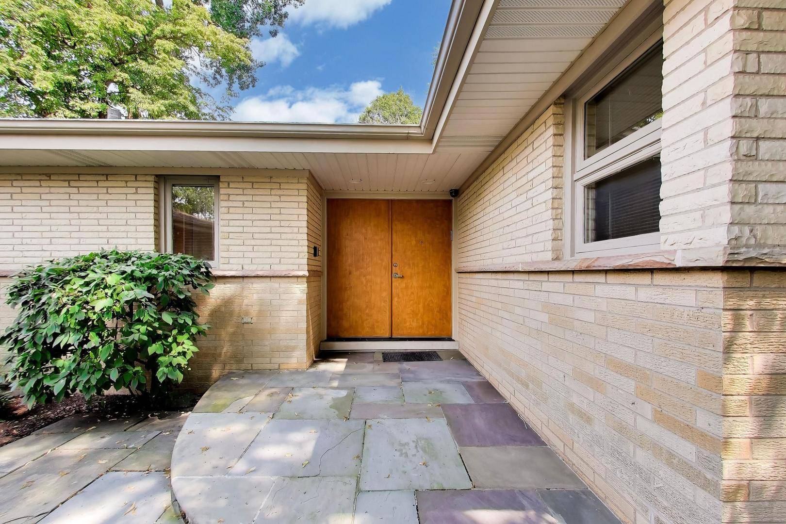 9139 Kedvale AVE, Skokie, IL 60076