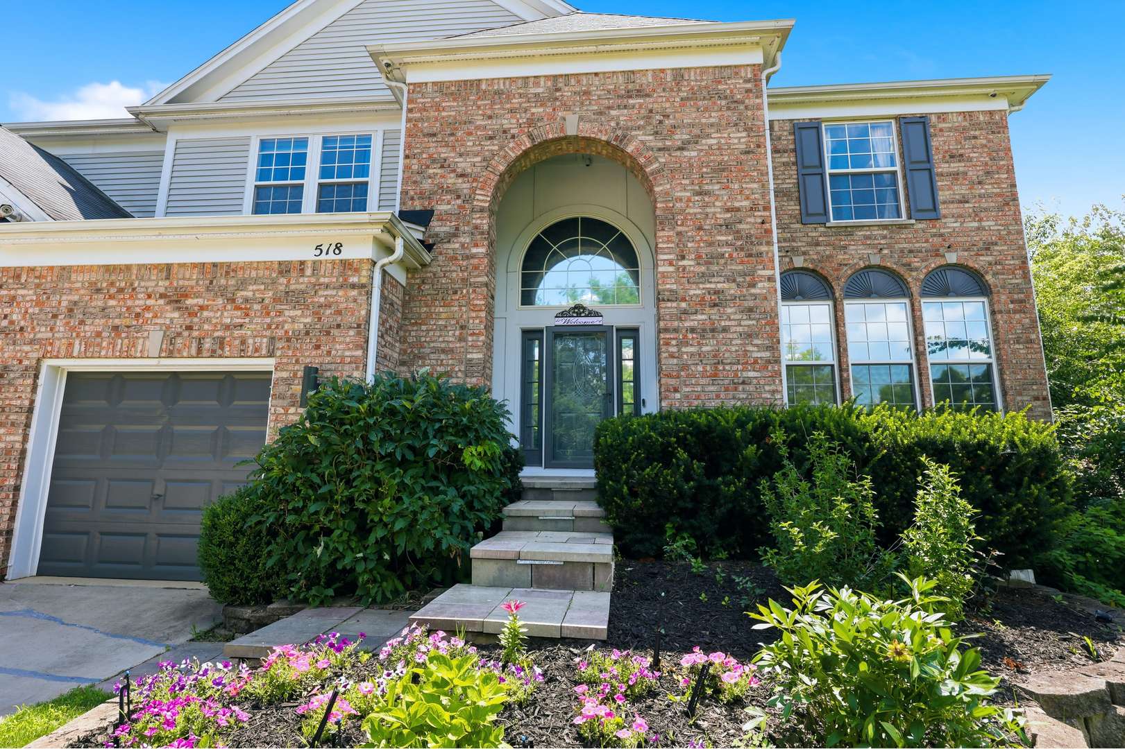 518 Wildflower WAY, Streamwood, IL 60107