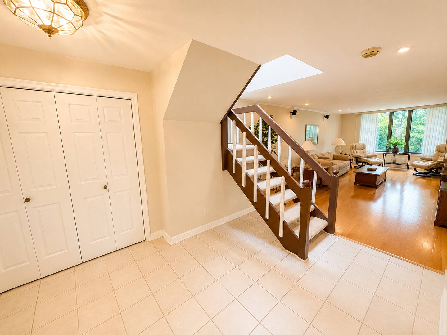 1401 Burr Oak RD #303B, Hinsdale, IL 60521
