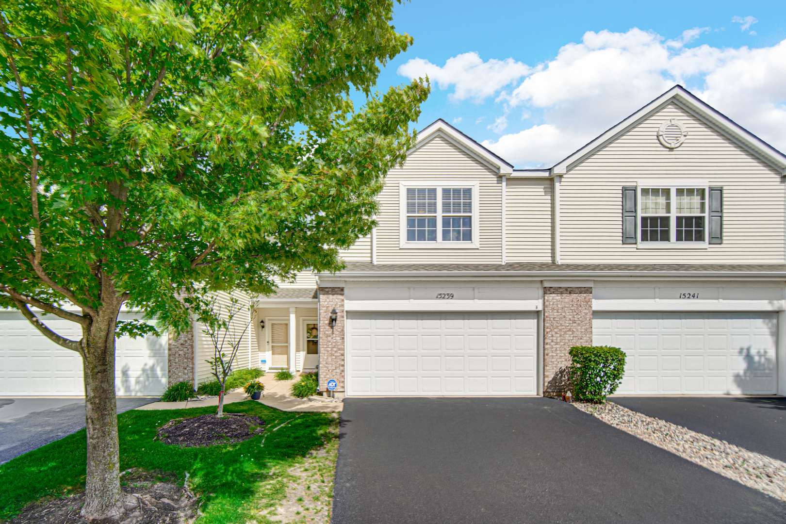 15239 KENMARE CIR, Manhattan, IL 60442