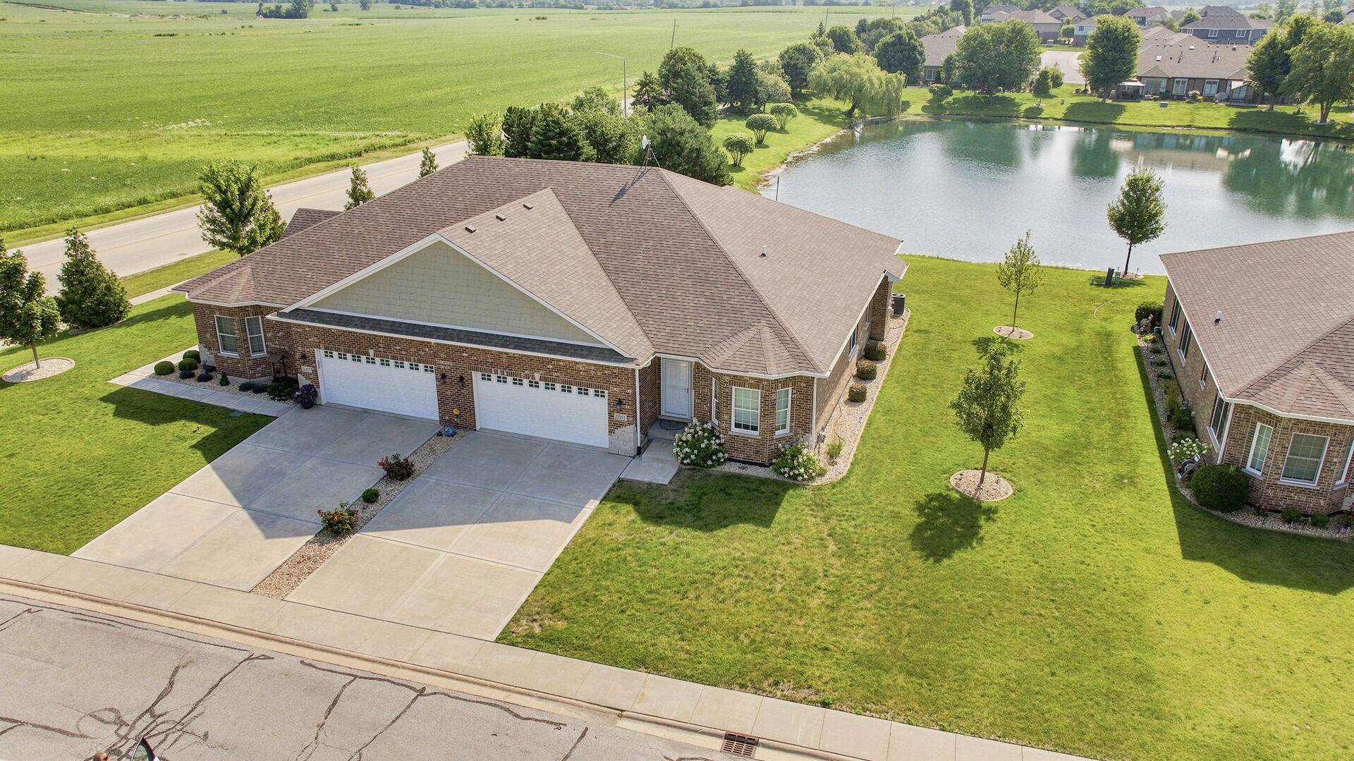 23911 S Fugett DR, Manhattan, IL 60442