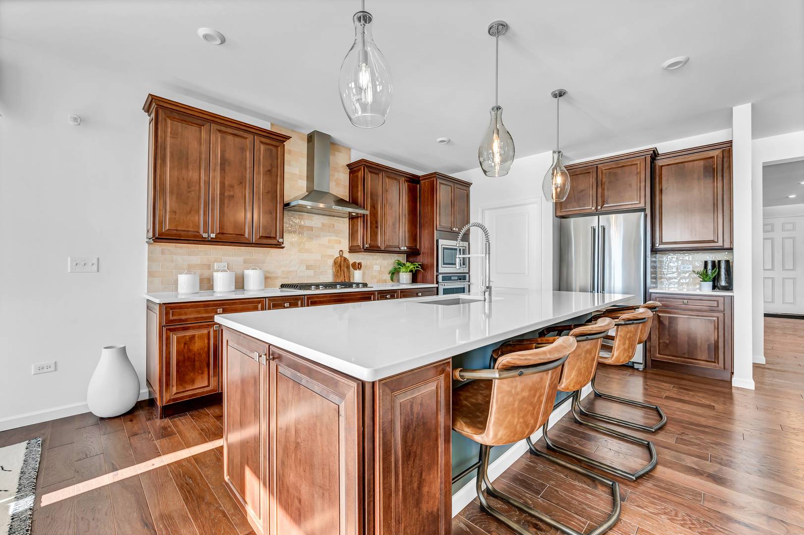 3255 Kimblewick CIR, Aurora, IL 60503