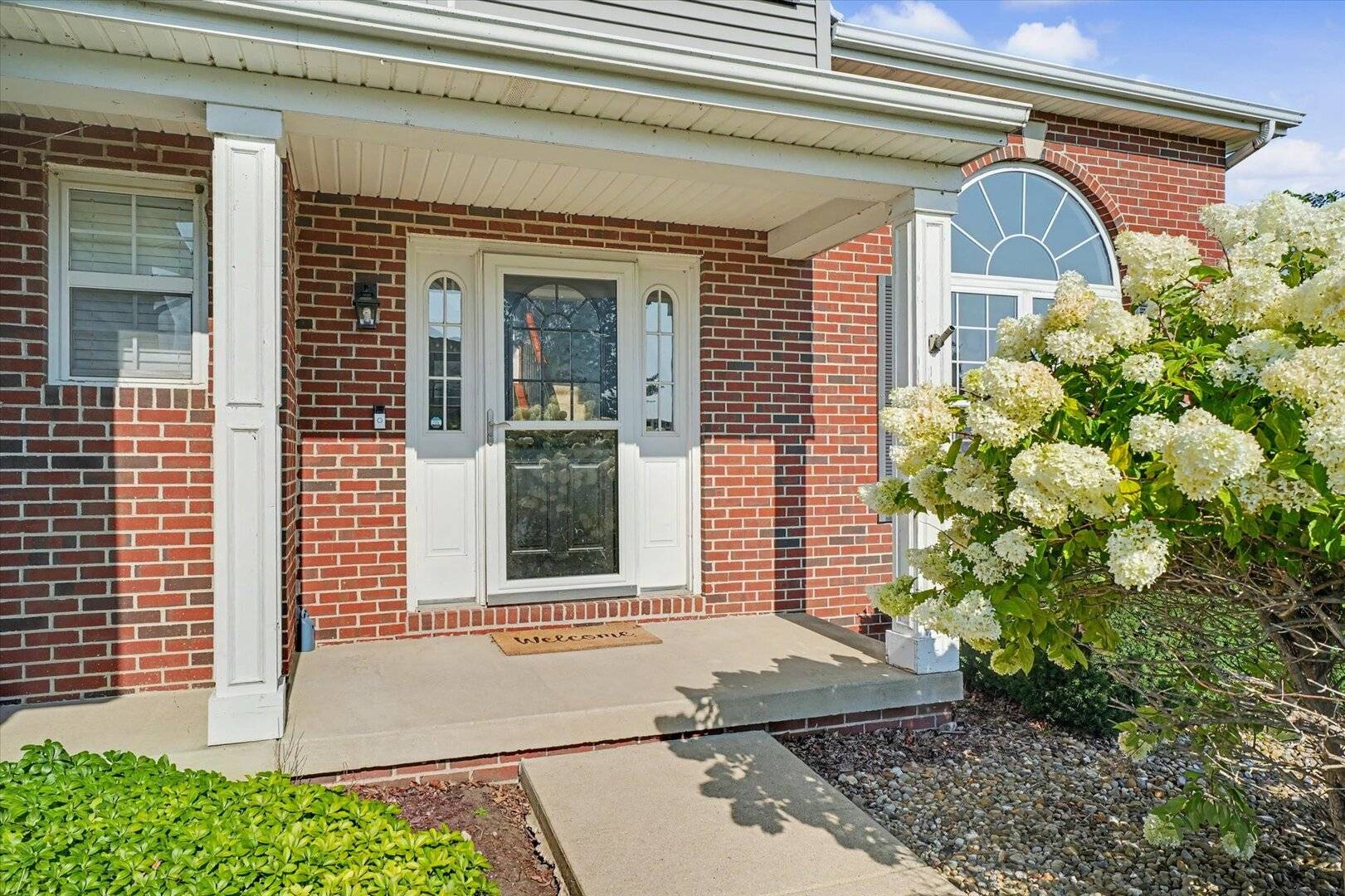 2101 Talans DR, Champaign, IL 61822